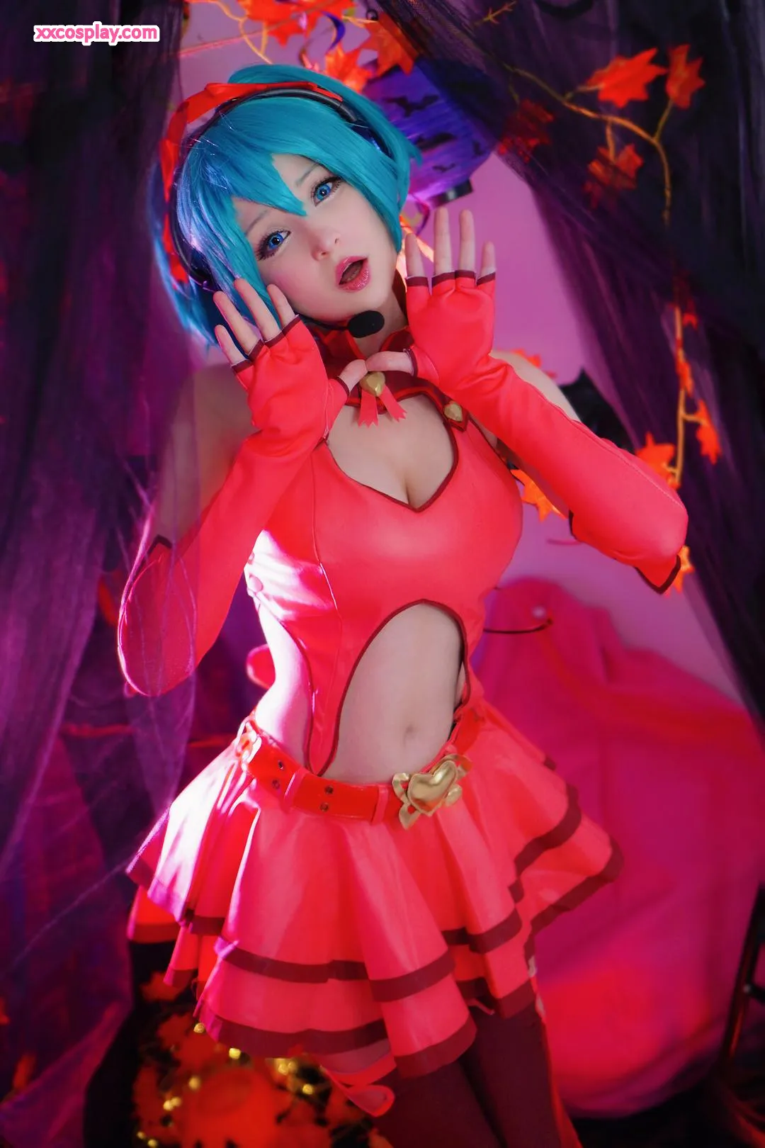 Hidori Rose: Miku Halloween Devil Cosplay